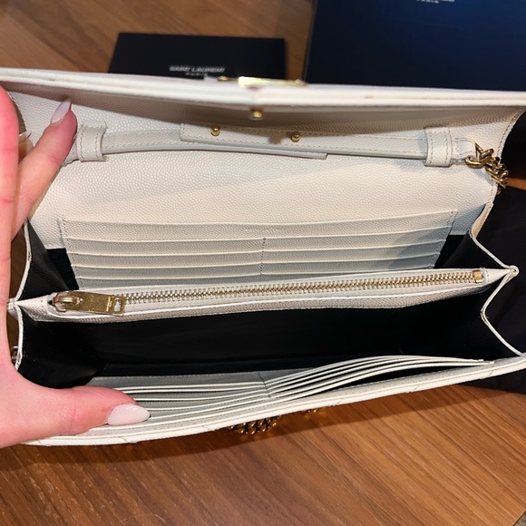 Saint Laurent Cassandre Chain Wallet - Picture 6 of 14